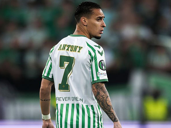 Angel Oriz Desak Real Betis Rekrut Kembali Antony dari MU
